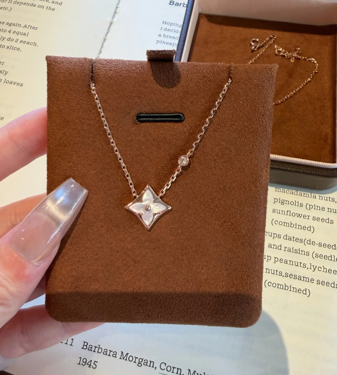 Louis Vuitton Gold Flower Necklace